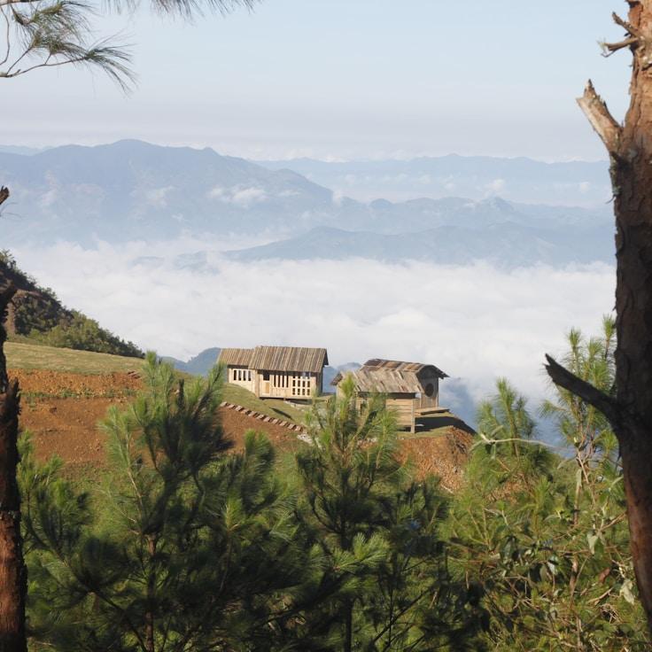 Outdoor terrace seating suitable for families in Mountain View